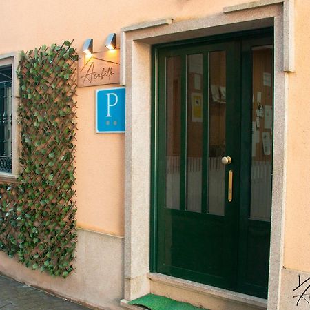 ホテル Acubillo Palas de Rei エクステリア 写真